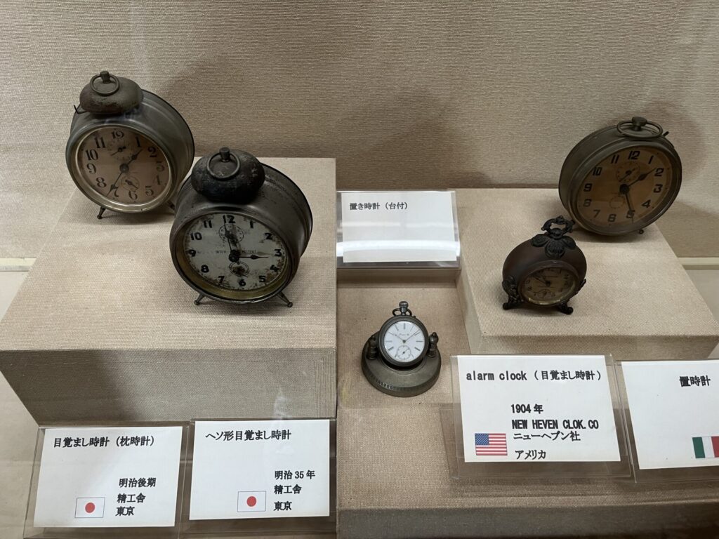 目覚まし時計