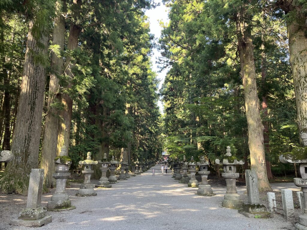 北口本宮冨士浅間神社参道