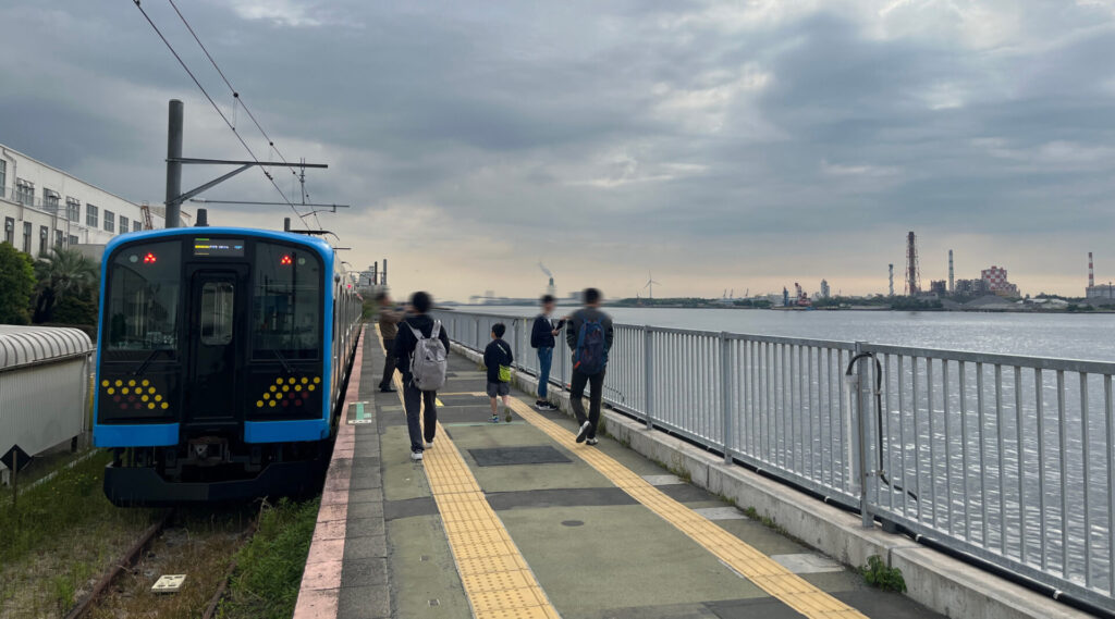海芝浦駅