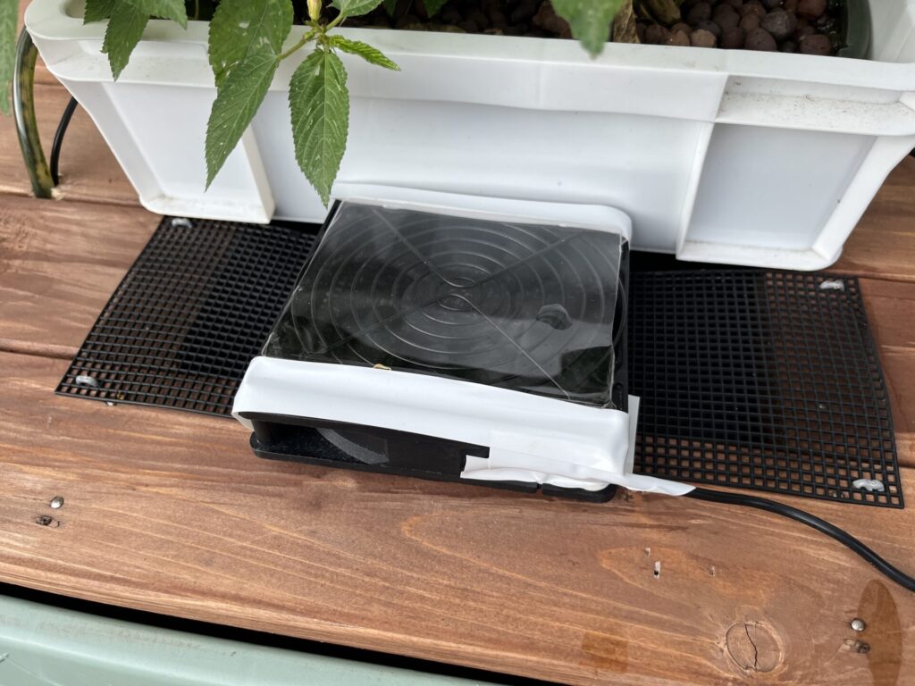 簡易雨対策プラスチックで覆い
