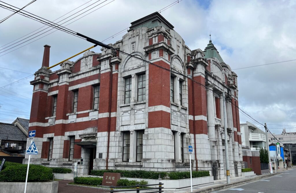 岡崎信用金庫資料館(旧岡崎銀行本店)
