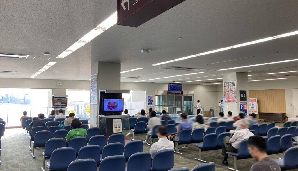 県営名古屋空港（小牧）の出発ロビー