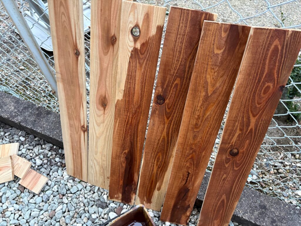 じゃんじゃん塗る。