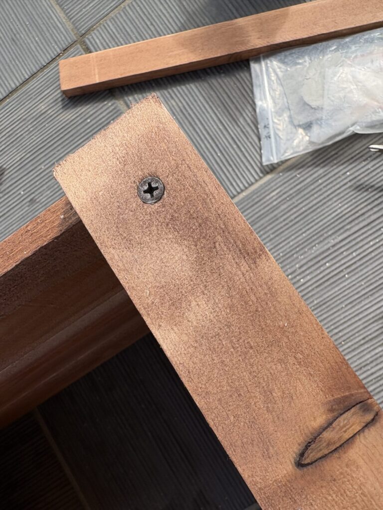 ビスの面がぴったり