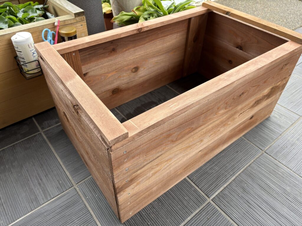 防寒木製ボックス完成