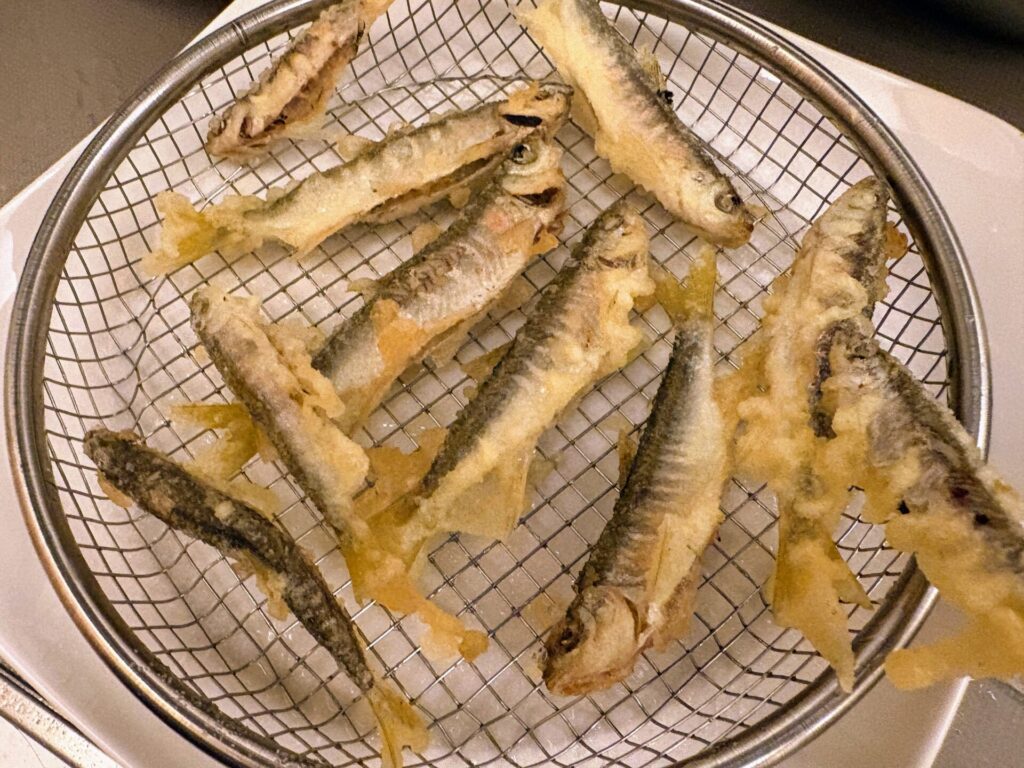 シラハエのサクサク天ぷらが完成