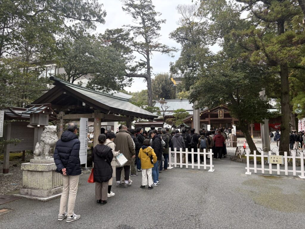 猿田彦神社も賑わっている
