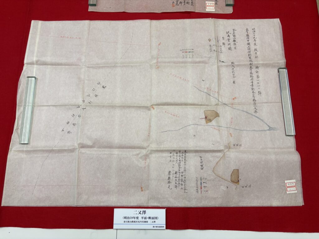 鉱山の坑内実測図
