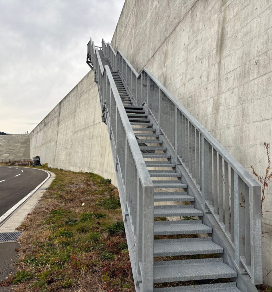 田老漁港　３号陸閘